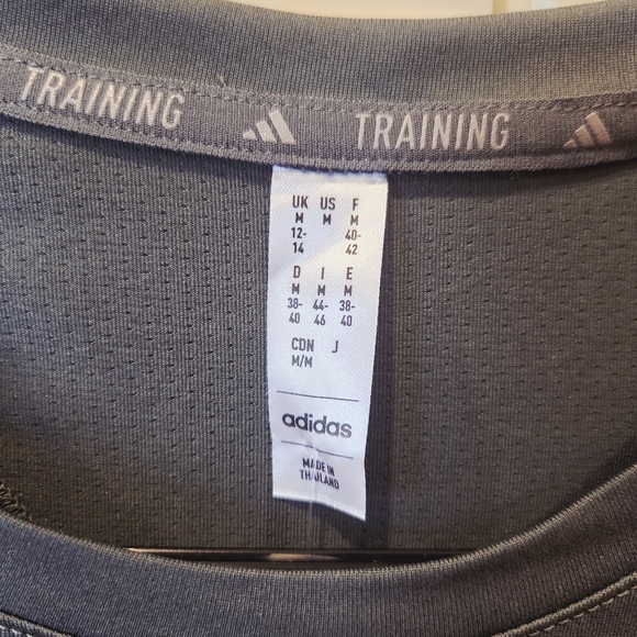 Adidas Women's WTR D4T TEE B Training T-Shirt - Legend Ivy Medium New IX9432 - Picture 5 of 11